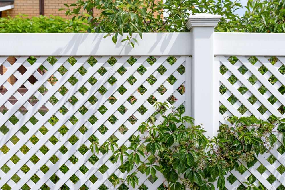 Installing a Fence: Vinyl Fence