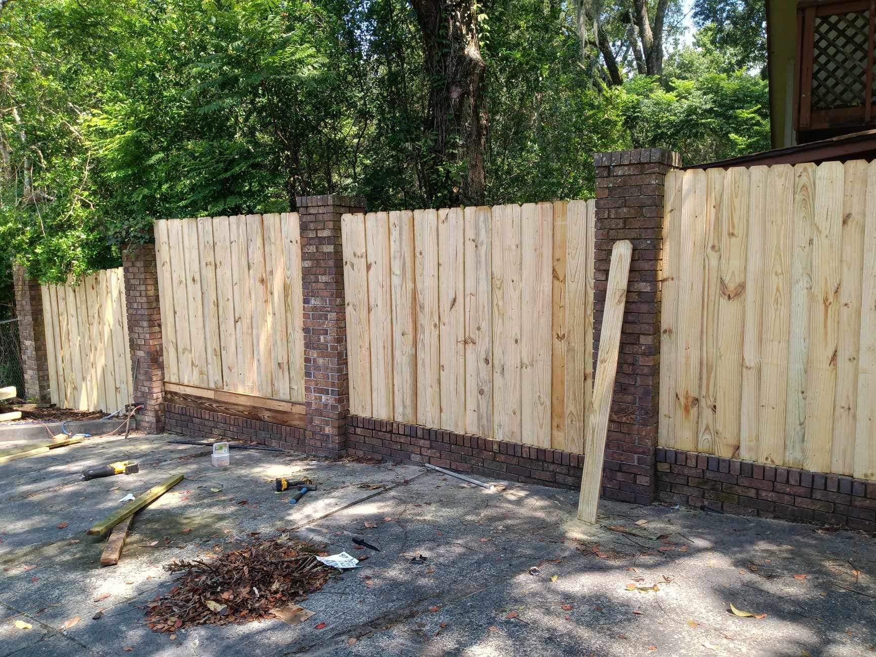 residential wood fencing in jacksonville florida